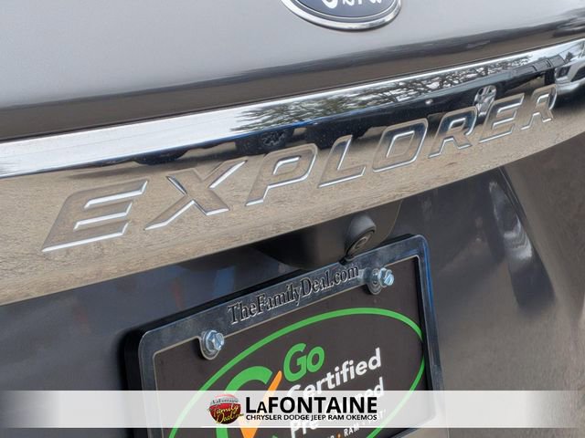 Used 2022 Ford Explorer XLT w/ Equipment Group 202A image 10
