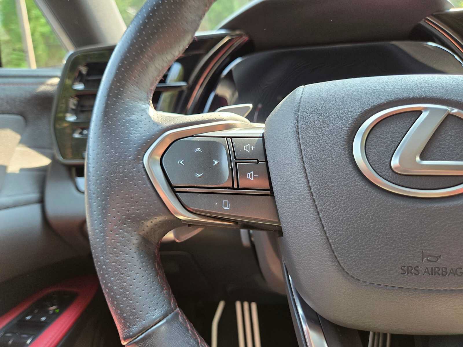 Used 2024 Lexus RX 500h F Sport w/ Convenience Package AWD/4WD image 31