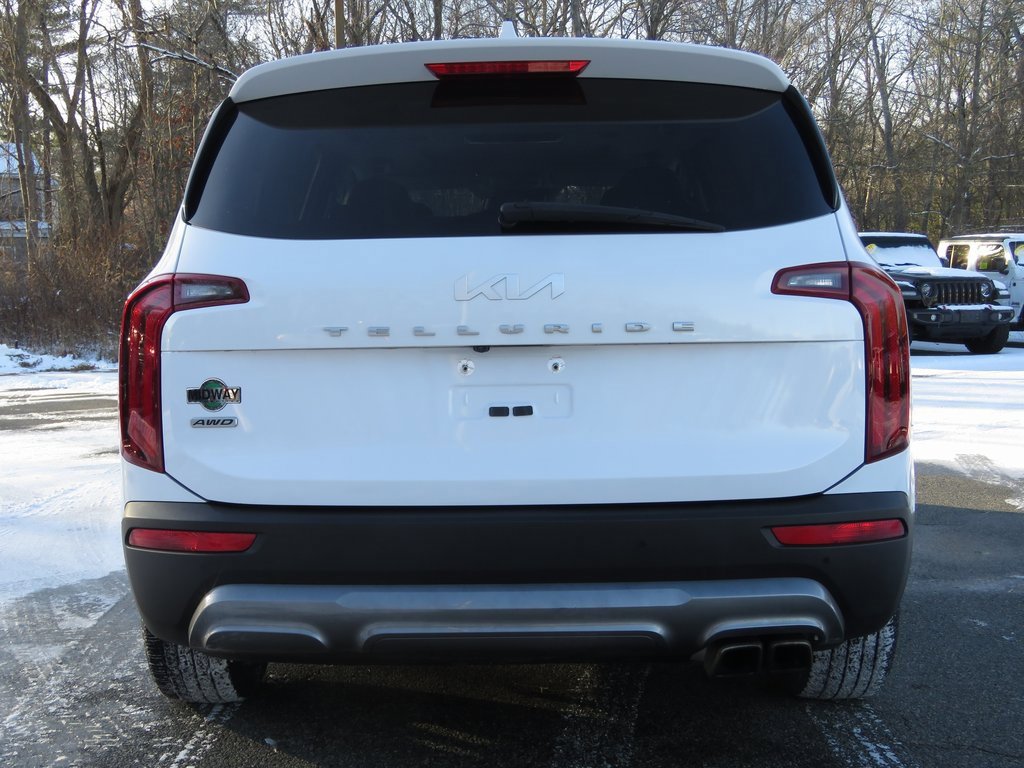 Used 2022 Kia Telluride S image 6