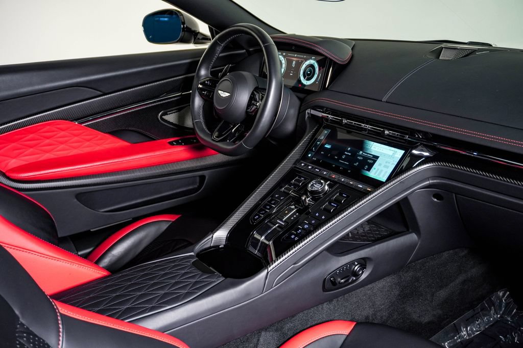 Used 2024 Aston Martin DB12 Coupe RWD image 16