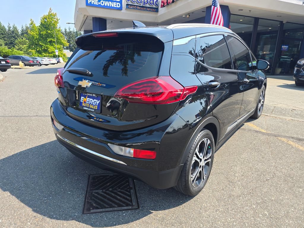 Used 2020 Chevrolet Bolt Premier w/ Infotainment Package FWD image 7