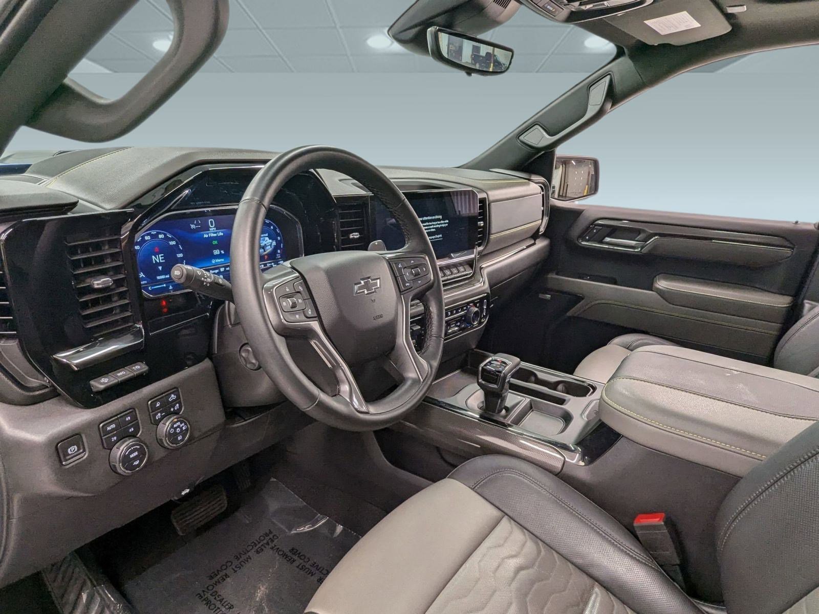 Used 2023 Chevrolet Silverado 1500 ZR2 w/ Technology Package image 3
