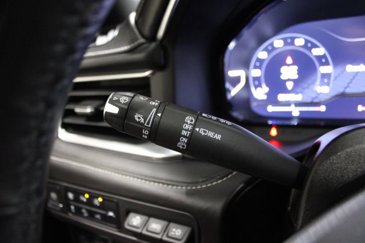 Used 2023 GMC Yukon Denali Ultimate image 39