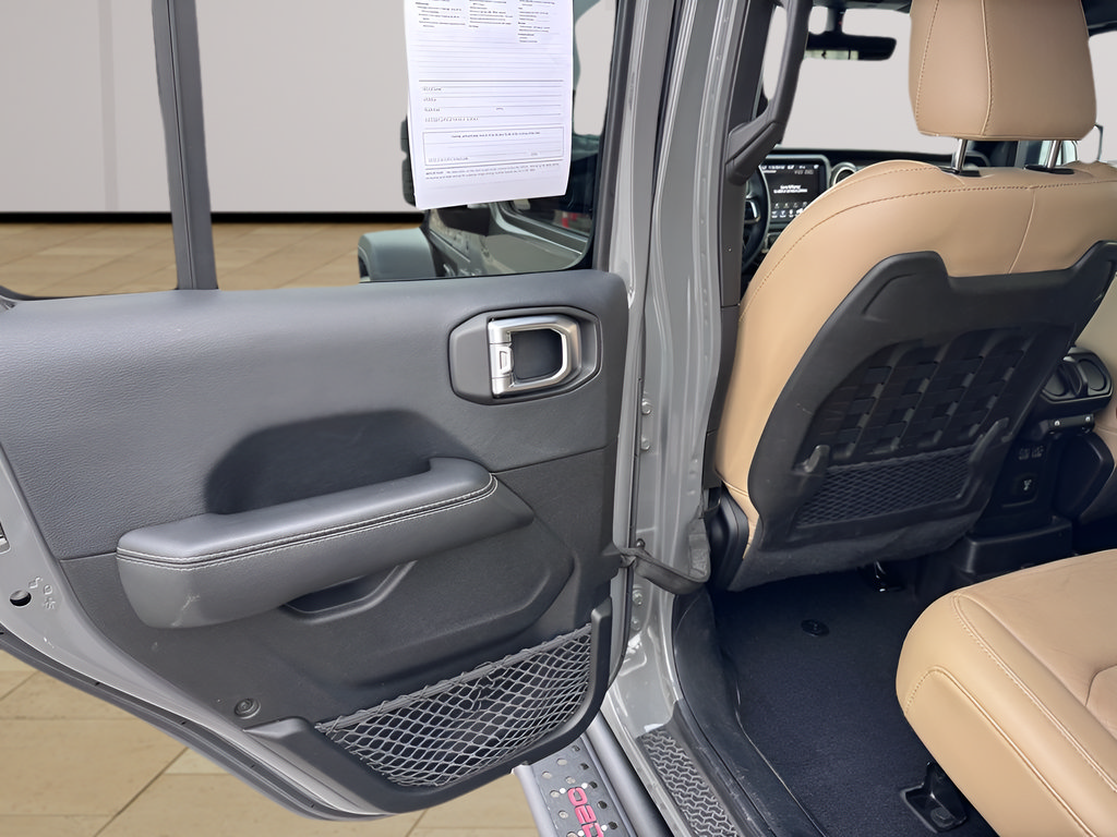 Used 2018 Jeep Wrangler Unlimited Rubicon AWD/4WD image 17