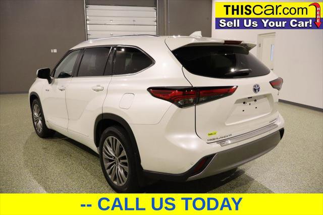 Used 2021 Toyota Highlander Platinum image 5