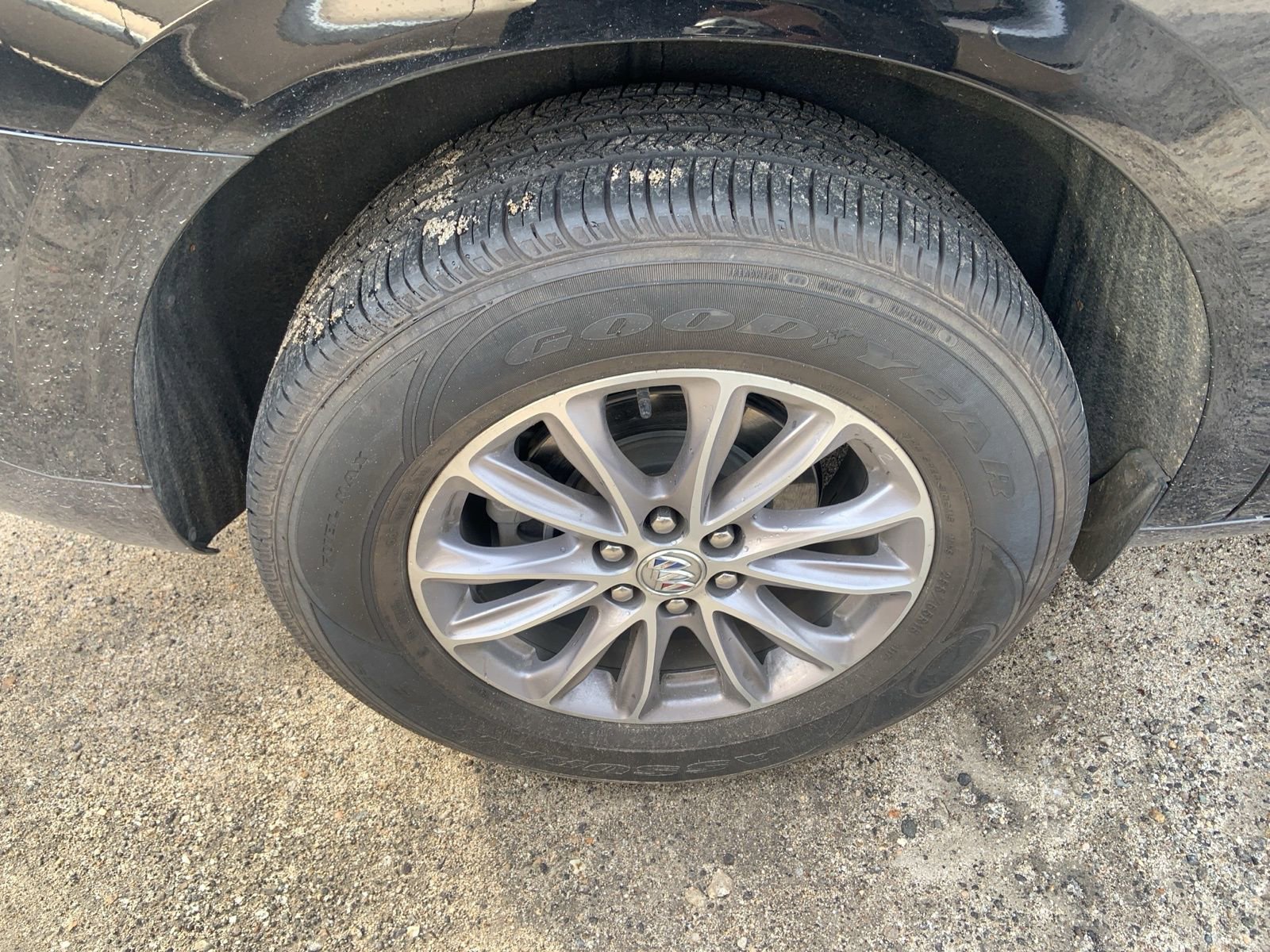 Used 2023 Buick Enclave Premium image 11