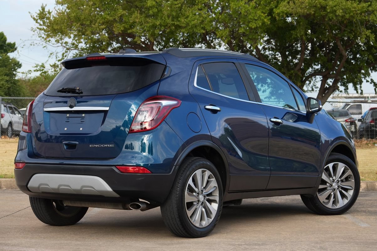 Used 2019 Buick Encore Preferred w/ Safety Package FWD image 3
