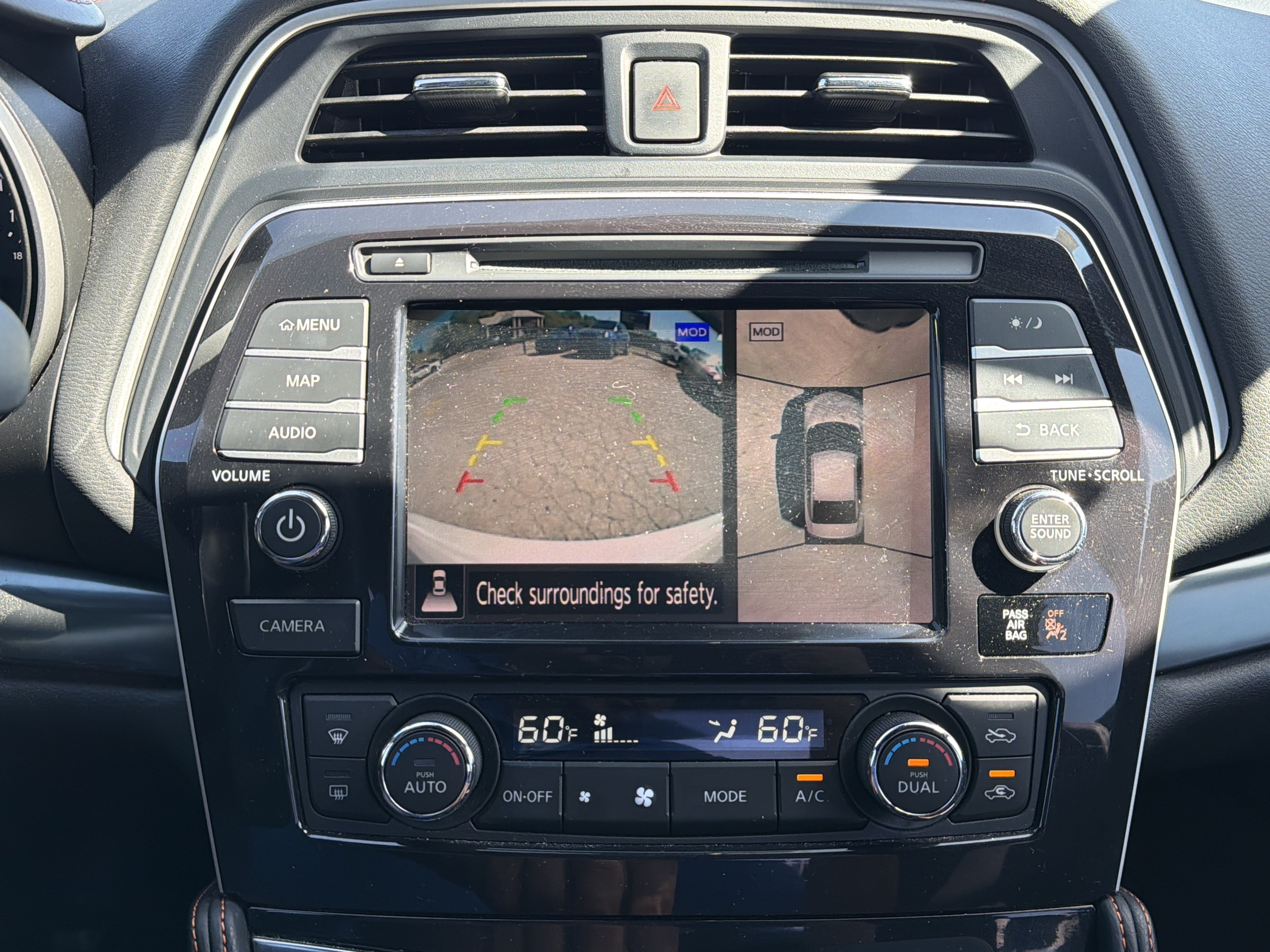Used 2023 Nissan Maxima SR w/ Sport Mat Group FWD image 17