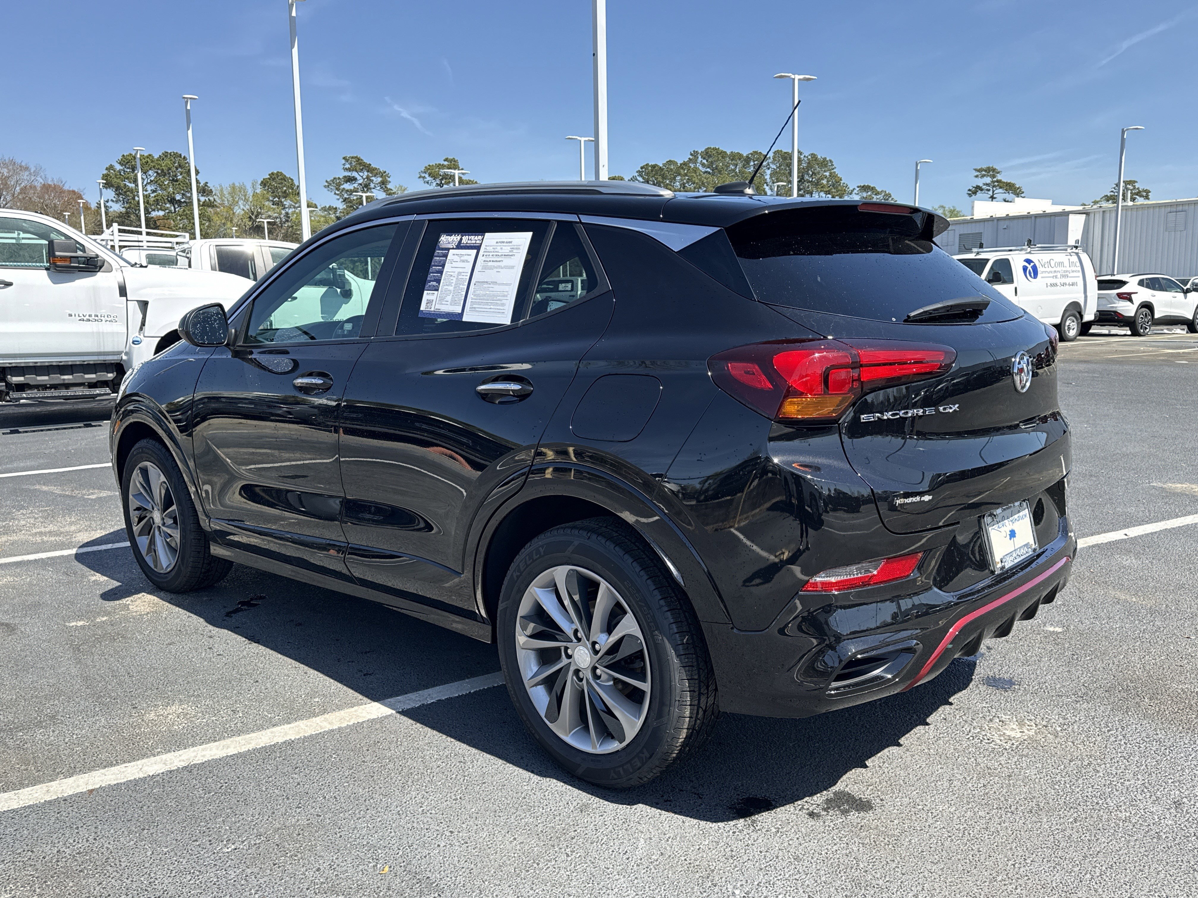 Used 2022 Buick Encore GX Select w/ Sport Touring Package image 13