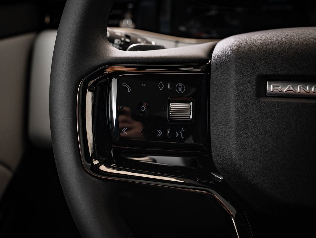 New 2026 Land Rover Range Rover Evoque S image 28