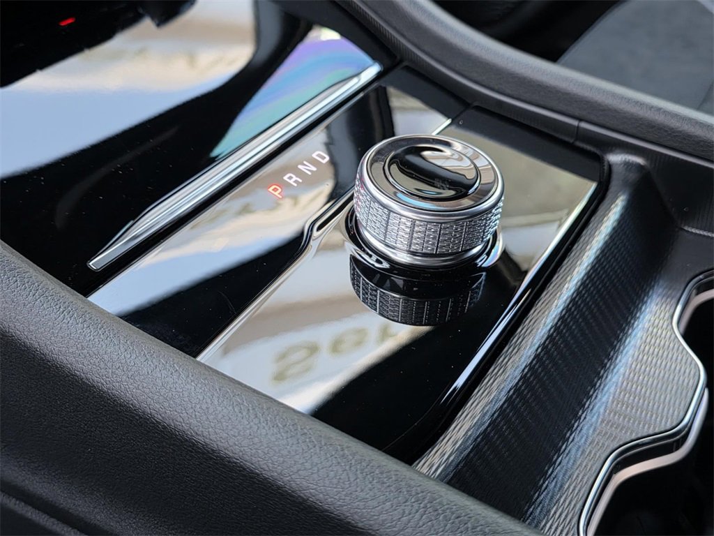 New 2025 Jeep Grand Cherokee L Altitude image 24