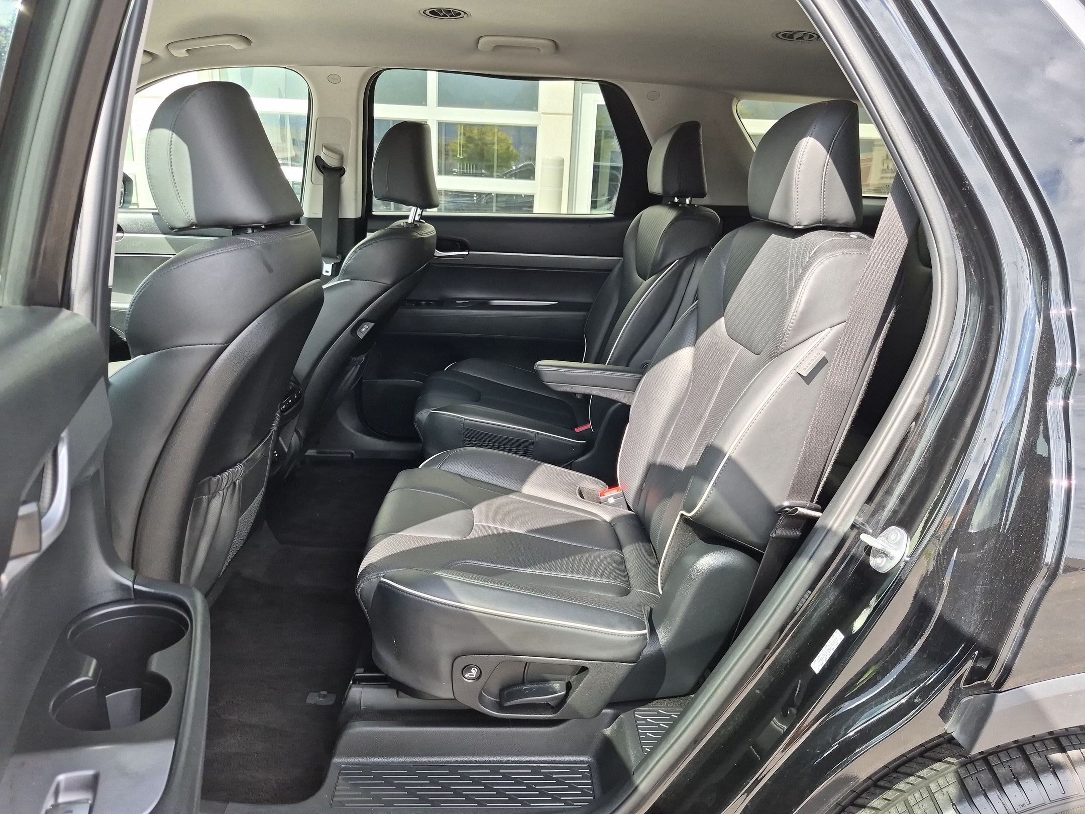 Used 2024 Hyundai Palisade SEL AWD/4WD image 30