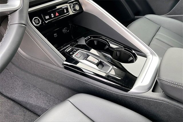 New 2025 Audi Q5 Premium image 9