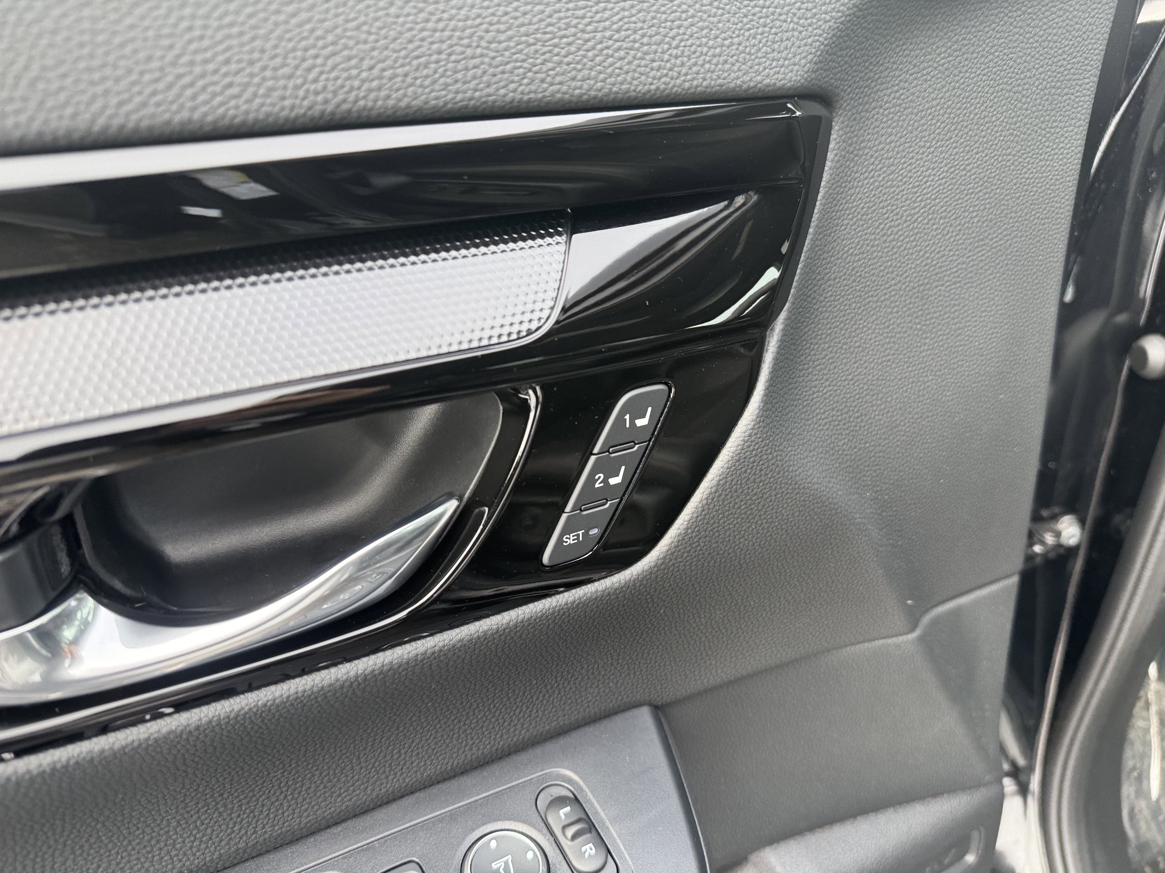 Used 2026 Honda CR-V Sport Touring image 30