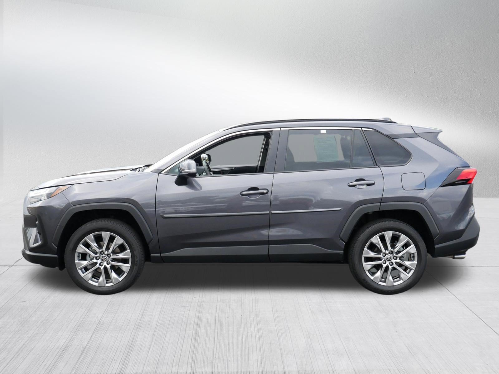 Certified 2023 Toyota RAV4 XLE Premium AWD/4WD image 4