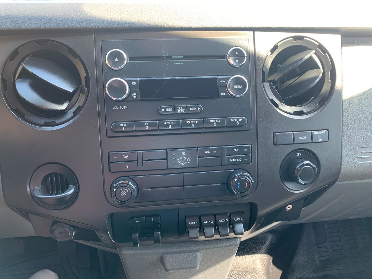 Used 2015 Ford F350 XL image 22