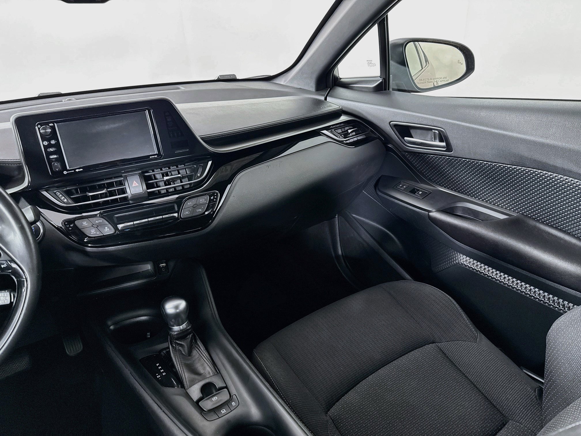 Certified 2018 Toyota C-HR XLE FWD image 22