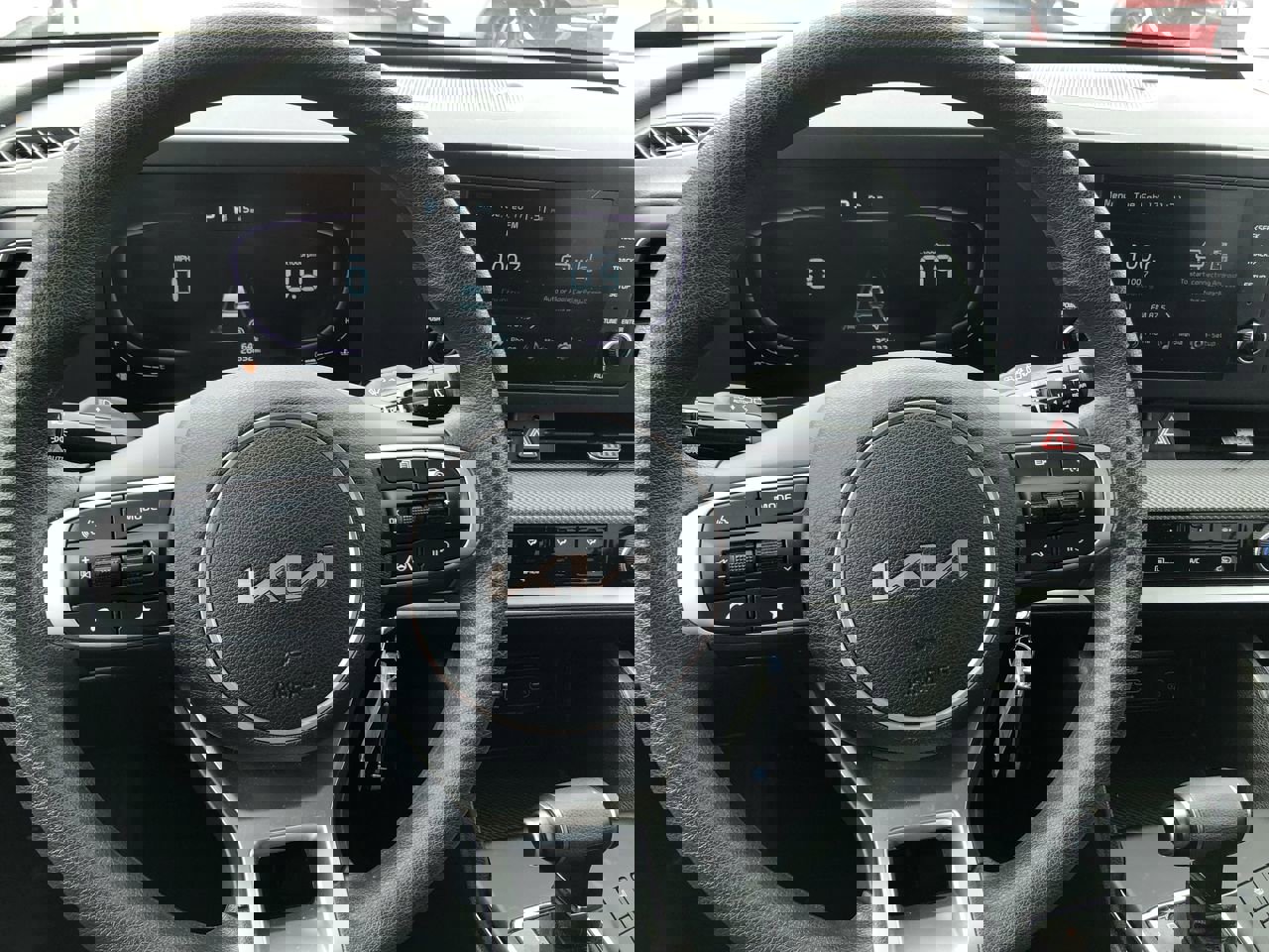 Used 2023 Kia Sportage LX image 15