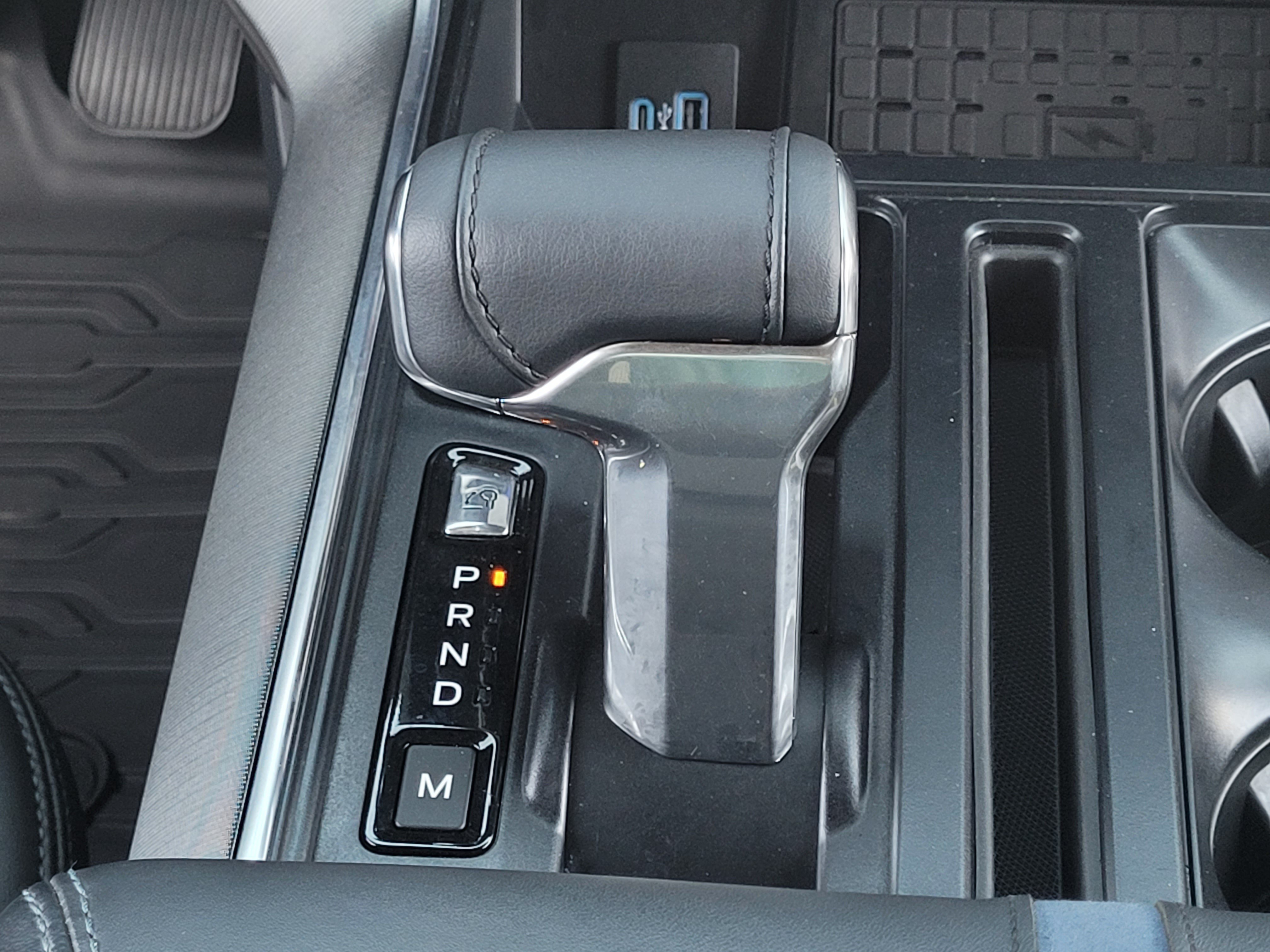 Used 2024 Ford F150 Platinum w/ FX4 Off-Road Package AWD/4WD image 17