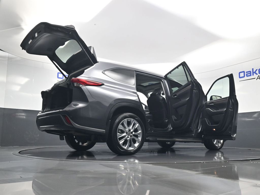 Used 2022 Toyota Highlander Limited image 66