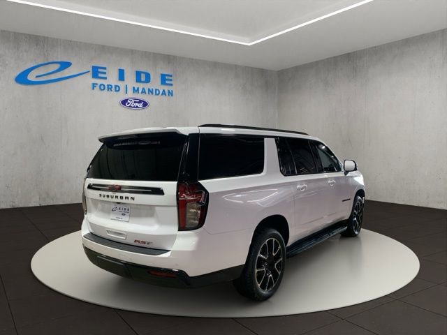 Used 2024 Chevrolet Suburban RST w/ Luxury Package AWD/4WD image 4
