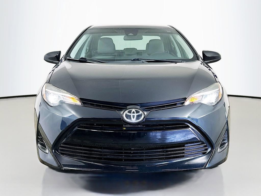 Used 2019 Toyota Corolla LE FWD image 2