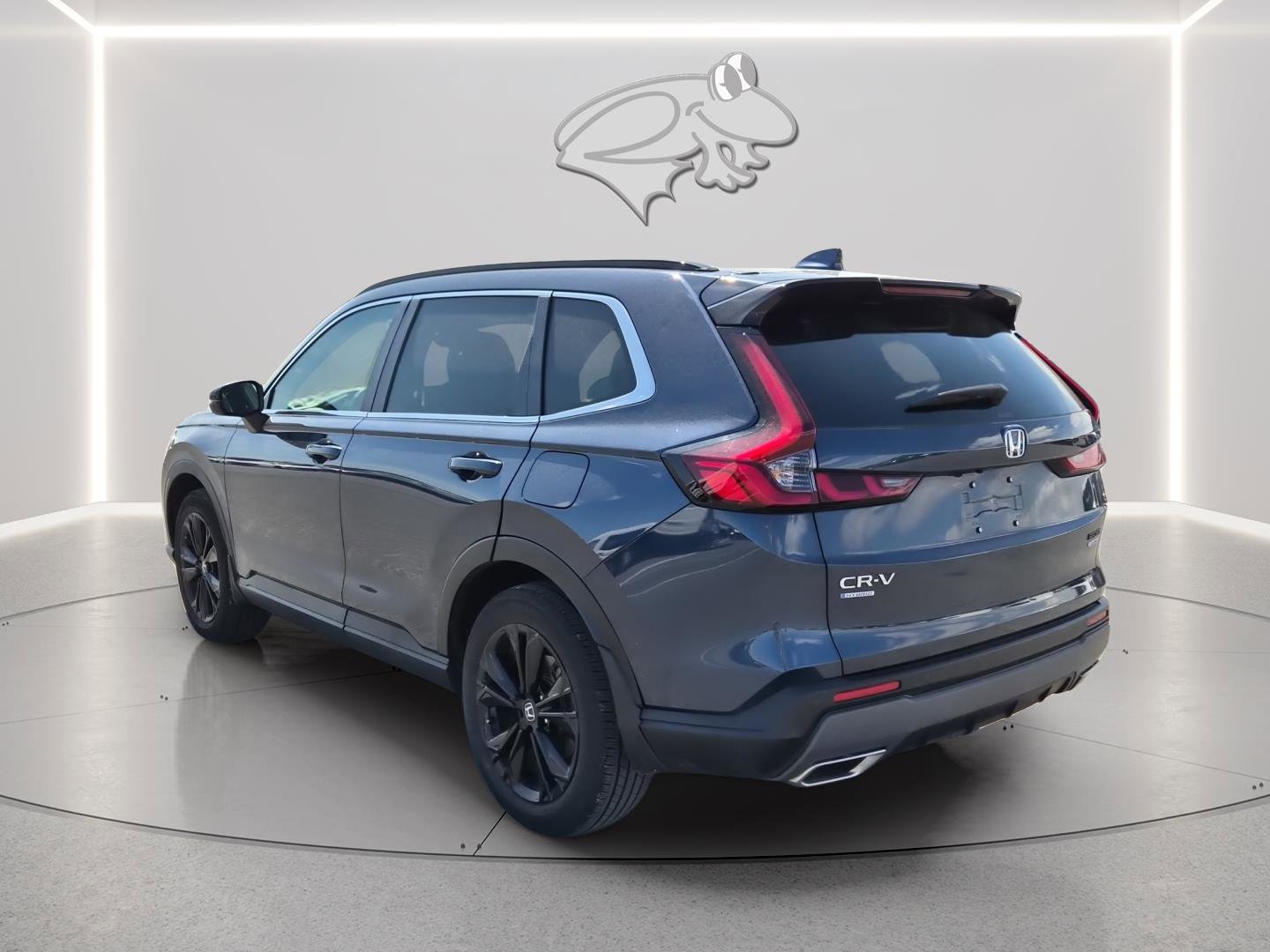 Used 2025 Honda CR-V Sport Touring image 4