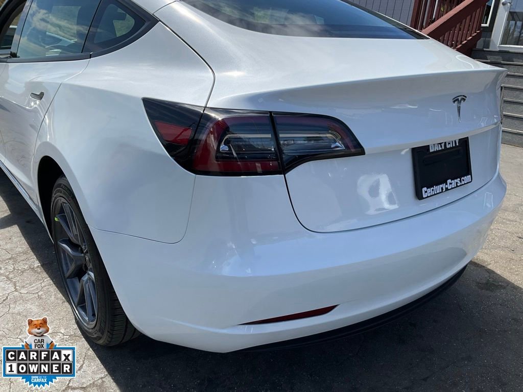 Used 2023 Tesla Model 3 Standard Range image 89