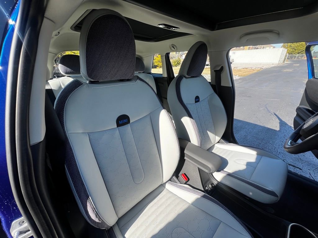 New 2025 MINI Cooper S image 18