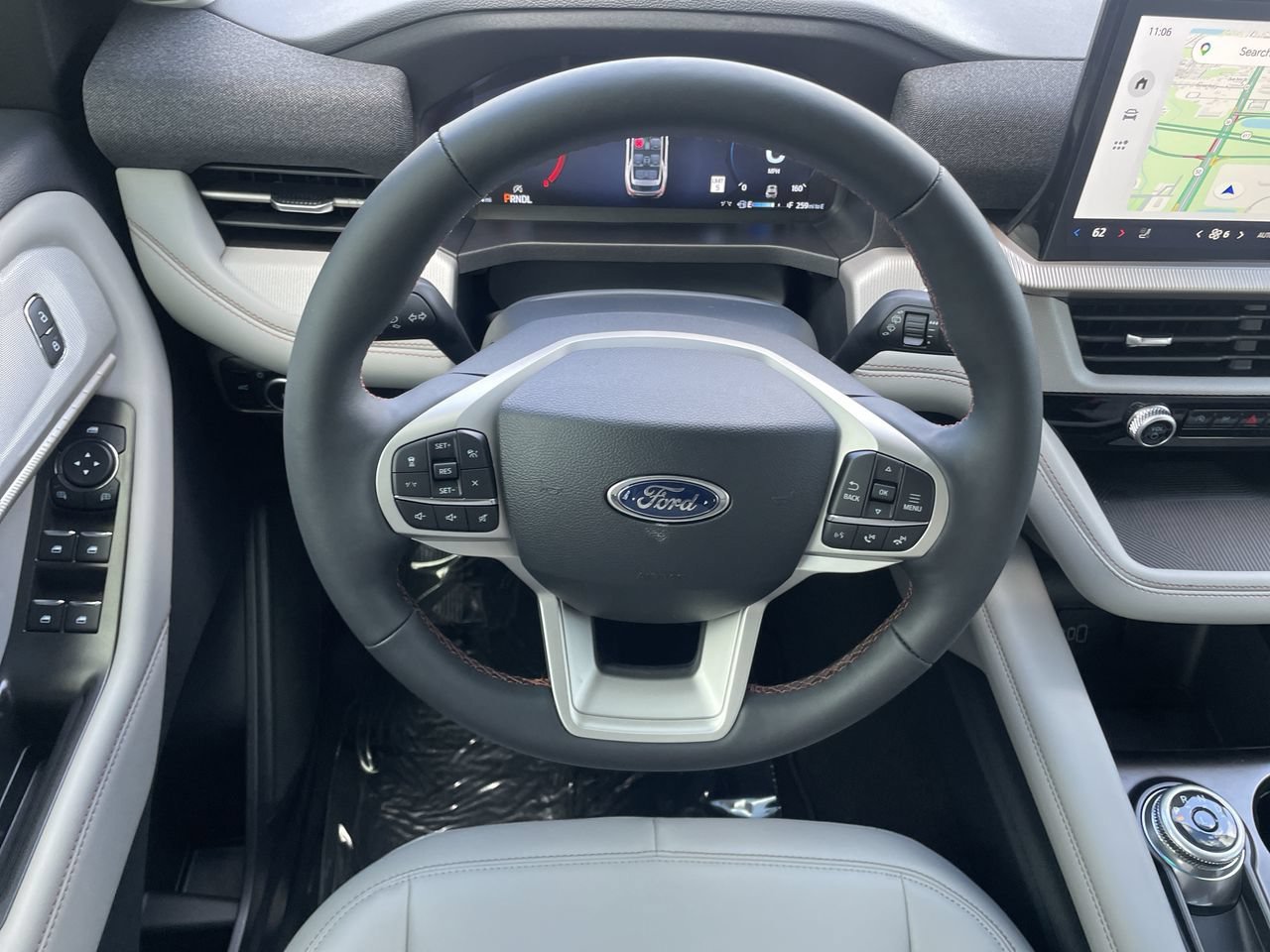 New 2026 Ford Explorer Active w/ Active Comfort Package AWD/4WD image 13