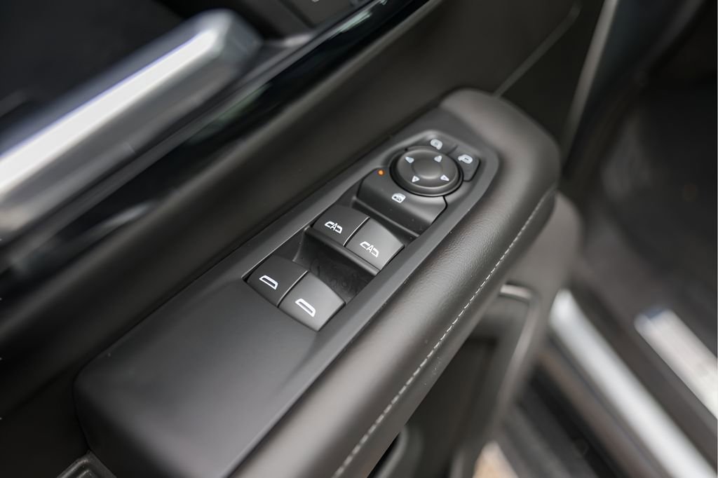 Certified 2025 Chevrolet Tahoe LT image 24