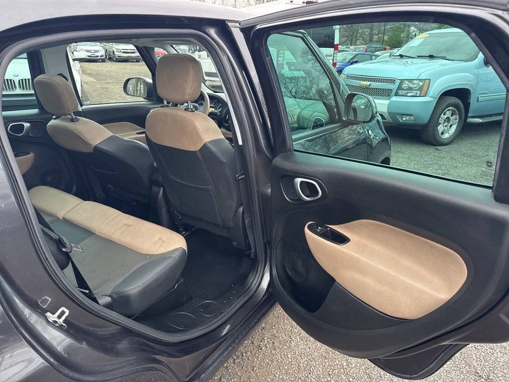 Used 2016 FIAT 500L Lounge image 33