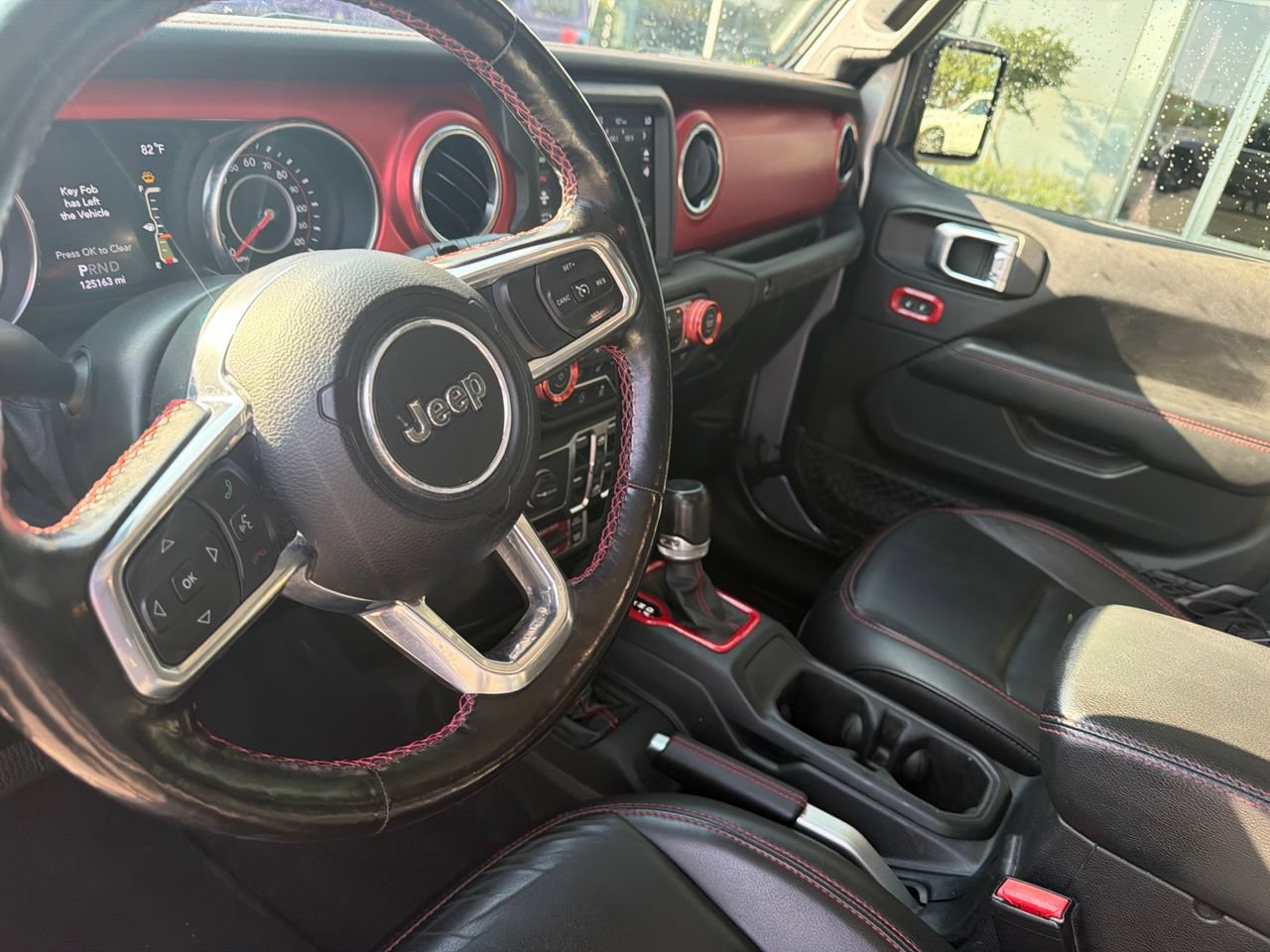 Used 2021 Jeep Wrangler Unlimited Rubicon AWD/4WD image 12