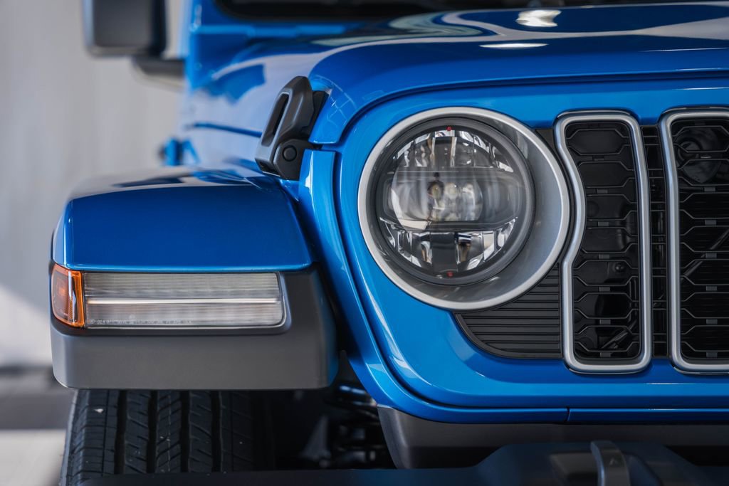 New 2026 Jeep Wrangler Sahara image 13