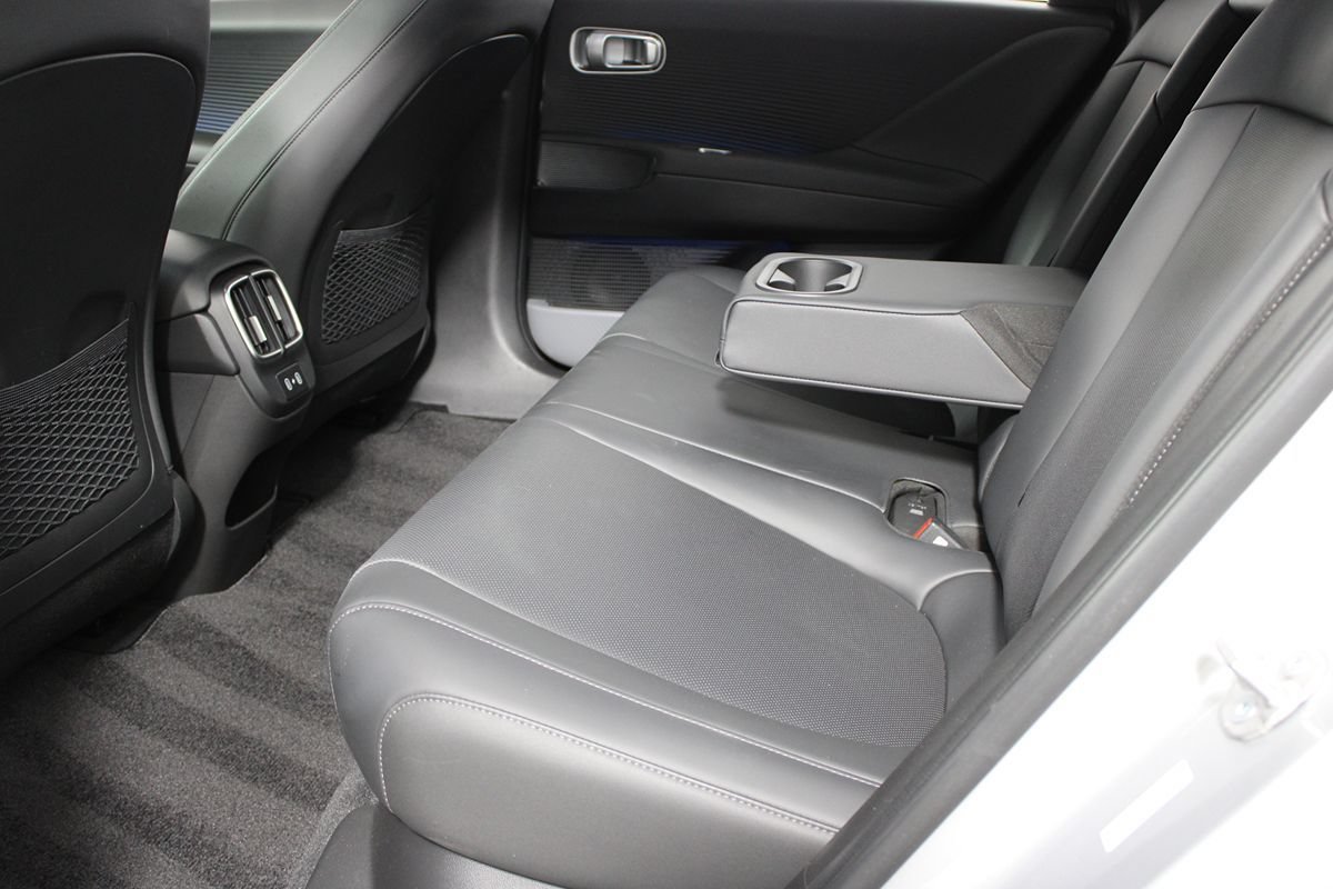Used 2024 Hyundai Ioniq 6 SEL RWD image 25