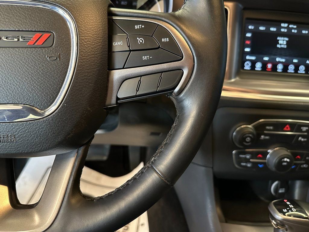Used 2019 Dodge Charger SXT w/ Leather Interior Group image 11