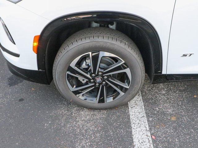 New 2026 Buick Enclave Sport Touring w/ Power Package image 32