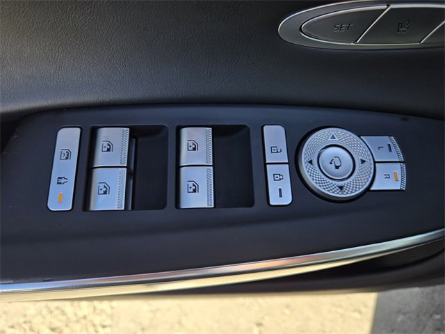 Used 2022 Genesis GV70 2.5T w/ Select Package image 17