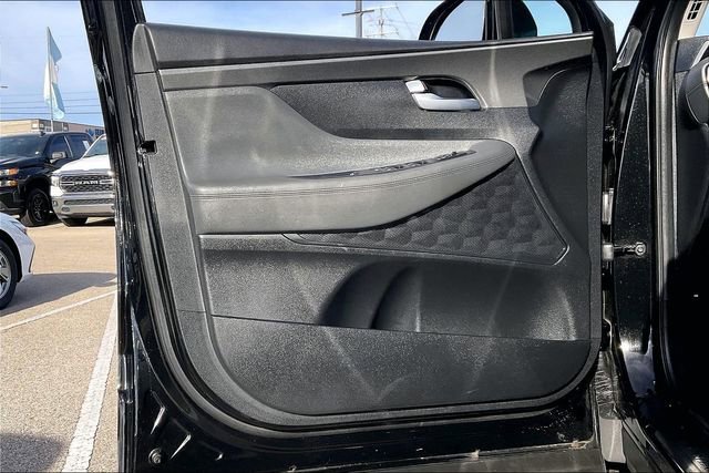 Certified 2023 Hyundai Santa Fe SEL w/ Cargo Package image 23