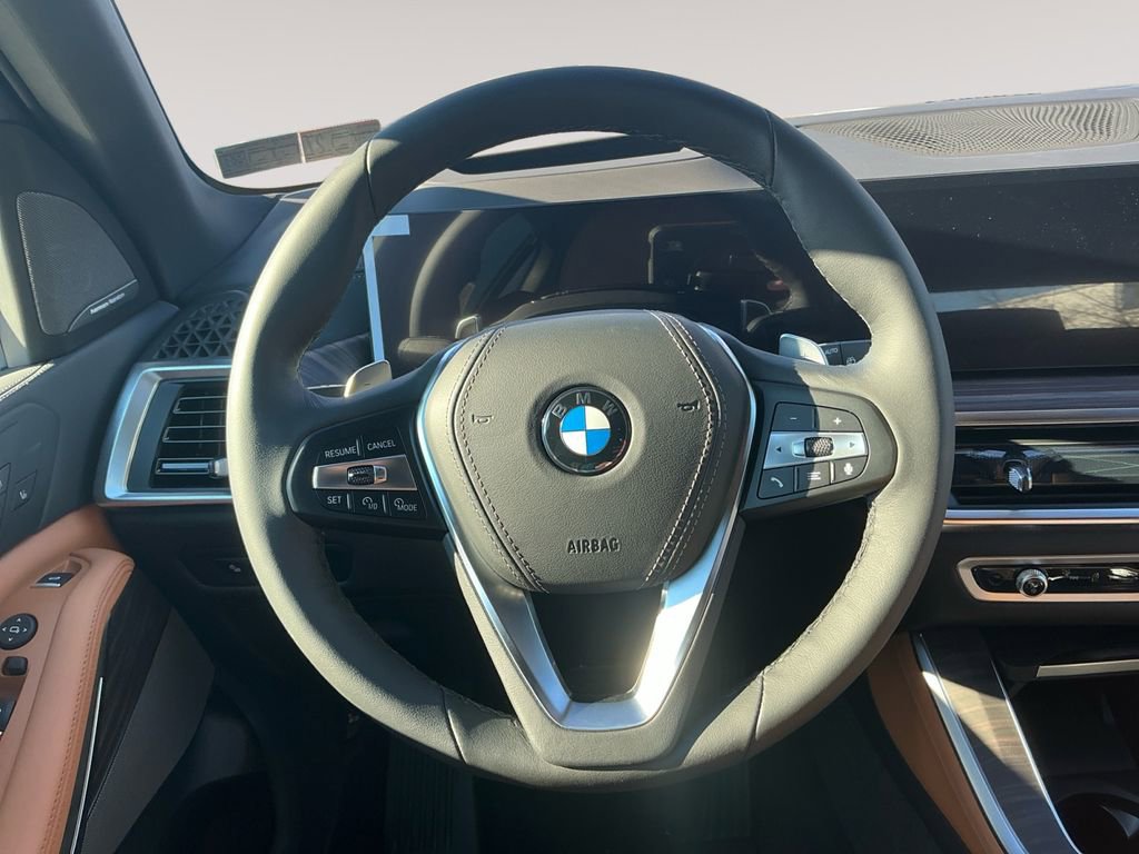 New 2026 BMW X5 xDrive40i w/ Climate Comfort Package image 12