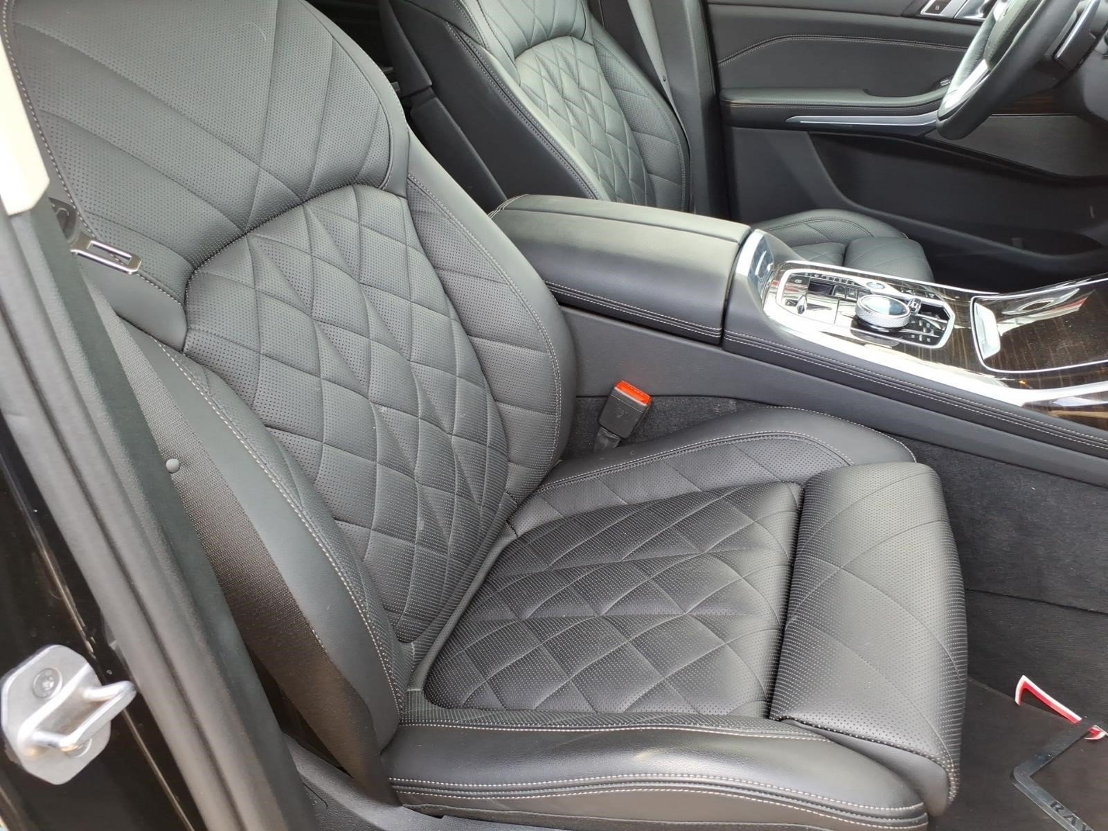 Used 2024 BMW X7 xDrive40i w/ Executive Package AWD/4WD image 6