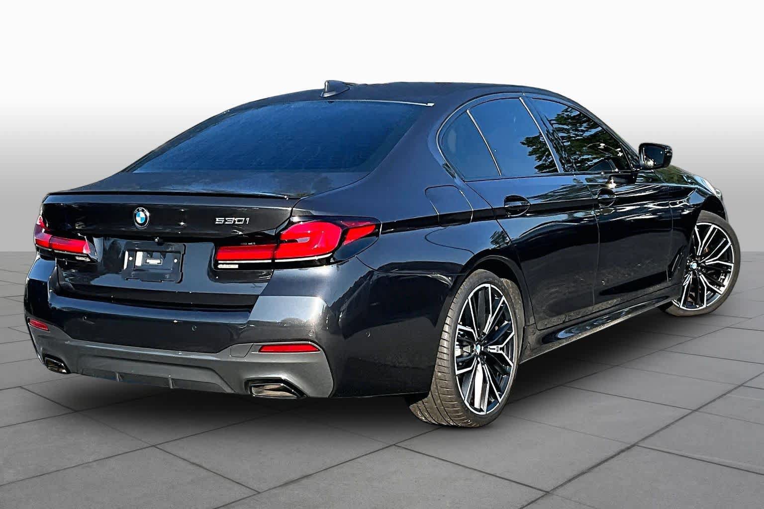 Used 2023 BMW 530i w/ M Sport Package RWD image 13