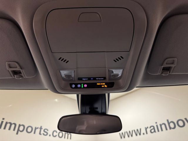 Used 2025 Chevrolet Blazer LT FWD image 17