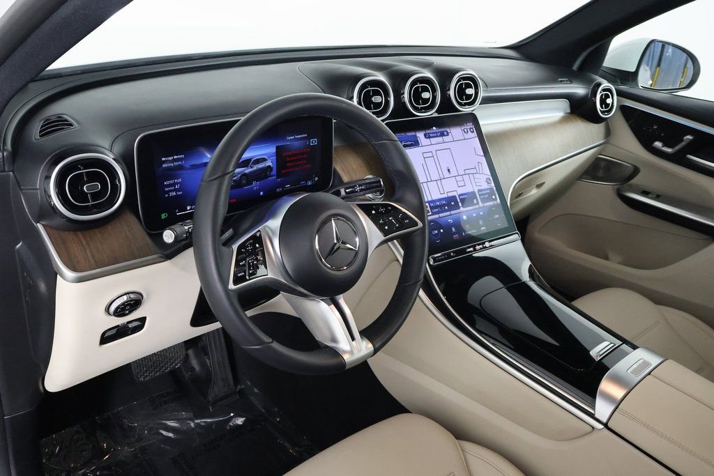 Certified 2024 Mercedes-Benz GLC 300 4MATIC image 7