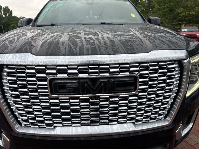 Used 2021 GMC Yukon Denali w/ Denali Premium Package AWD/4WD image 22