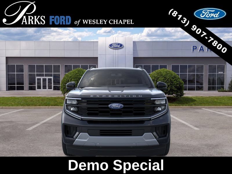 New 2026 Ford Expedition Max Platinum w/ Platinum Ultimate Package AWD/4WD image 6