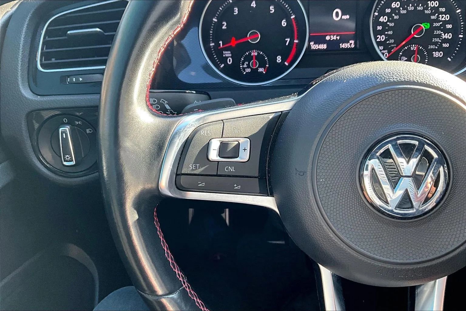 Used 2017 Volkswagen GTI Sport image 17