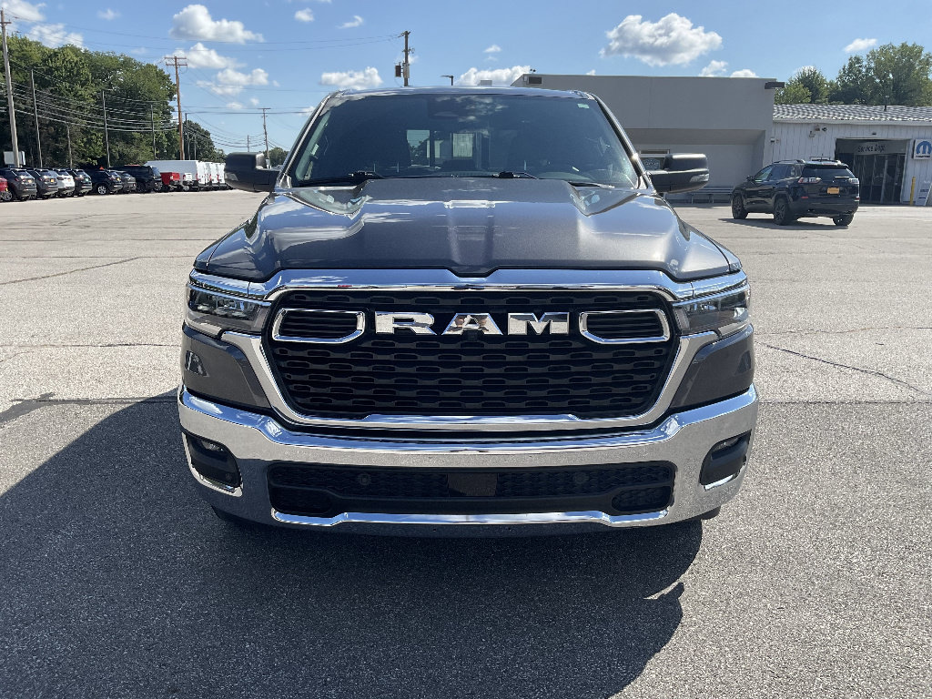 Used 2025 RAM 1500 Big Horn AWD/4WD image 2