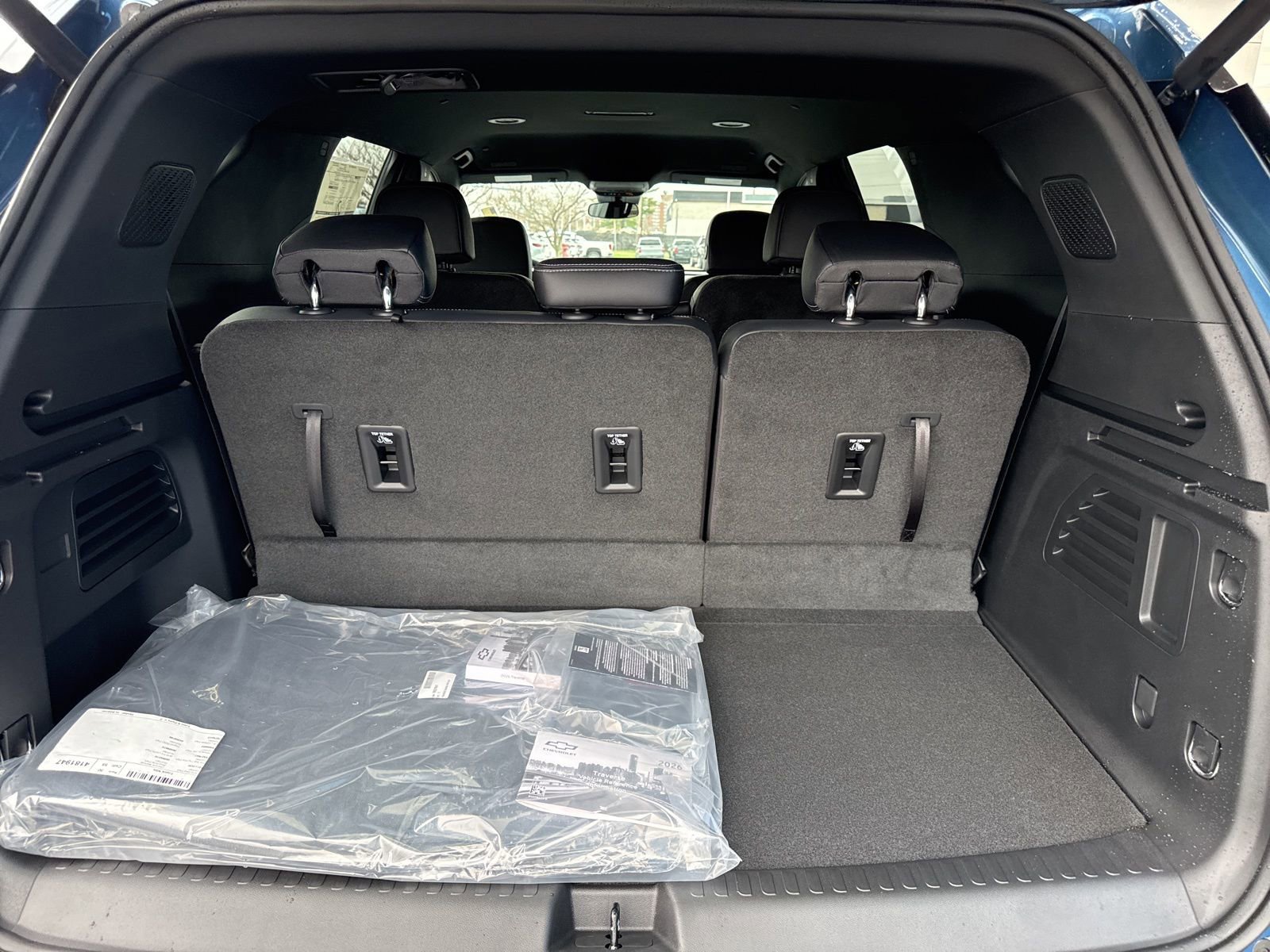 New 2026 Chevrolet Traverse LT AWD/4WD image 11
