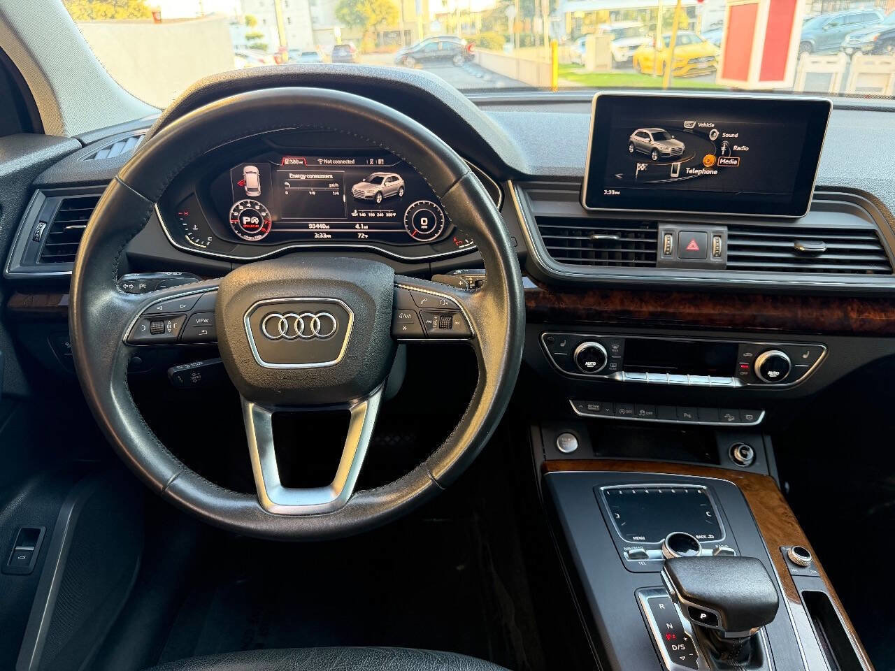 Used 2018 Audi Q5 2.0T Premium Plus w/ Premium Plus Package image 19